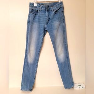 American Eagle size 8 light blue jeans extreme flex 4.